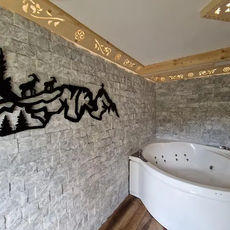 Z Jacuzzi Apartmán *